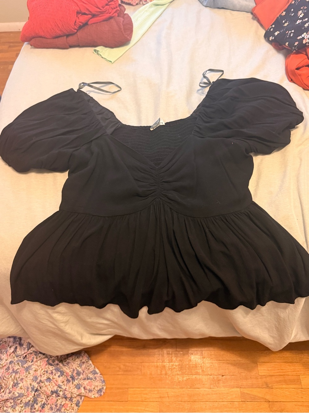 ARULA Black Puff Sleeve Peplum Tunic